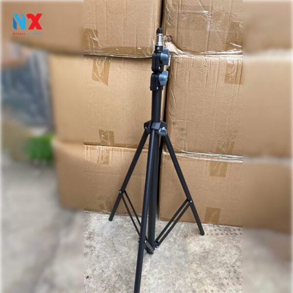 Chân đèn cao 2.1m hợp kim nhôm - gắn đèn livestream, softbox chụp hình, đèn flash, máy ảnh