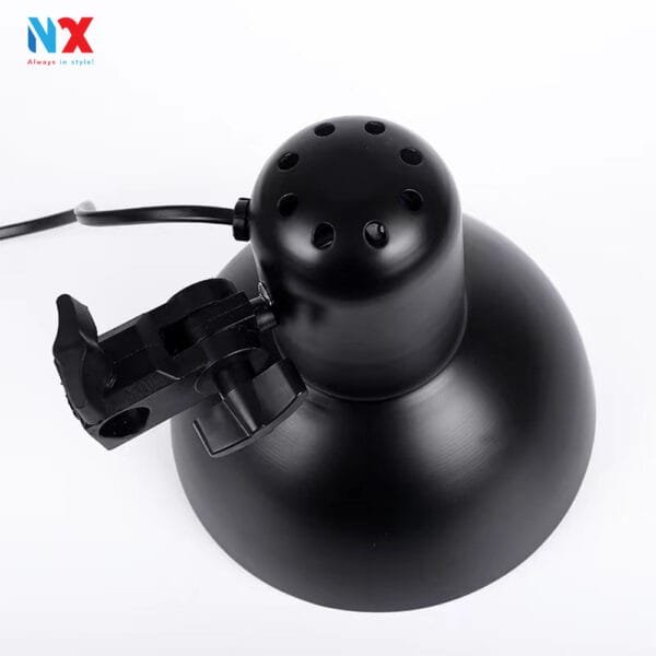 Chóa gắn bóng đèn studio ren e27 có thể gắn được hầu hết bóng đèn